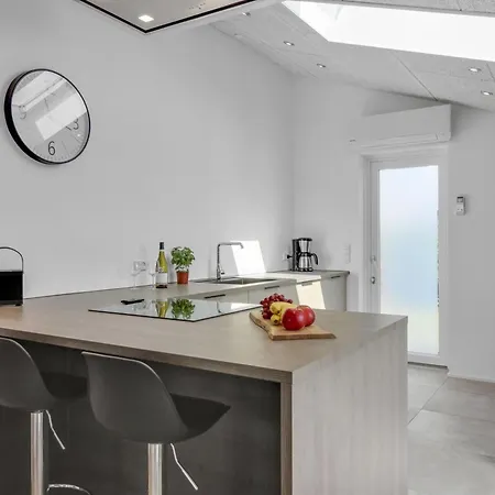 Hroswitha - 100m From The Sea By Interhome Feriehus Løkken